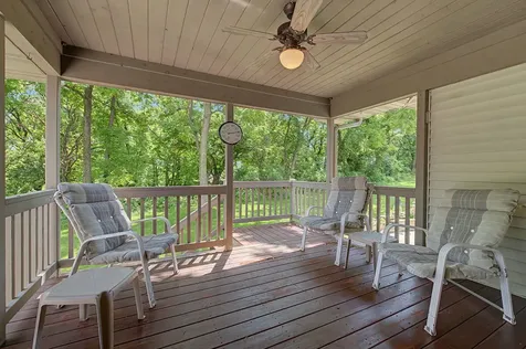 813 Shadow Bluff Drive Galena IL 61036