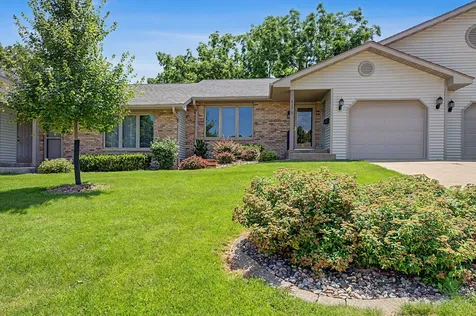 813 Shadow Bluff Drive Galena IL 61036