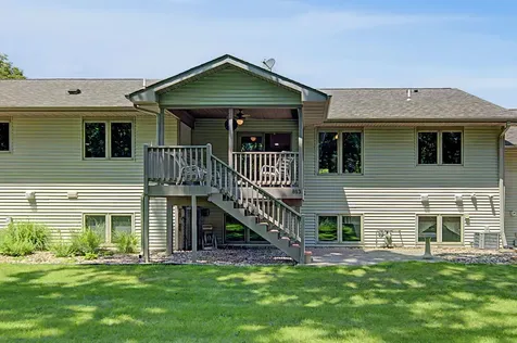 813 Shadow Bluff Drive Galena IL 61036