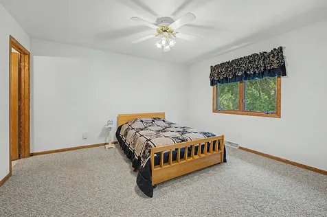 813 Shadow Bluff Drive Galena IL 61036