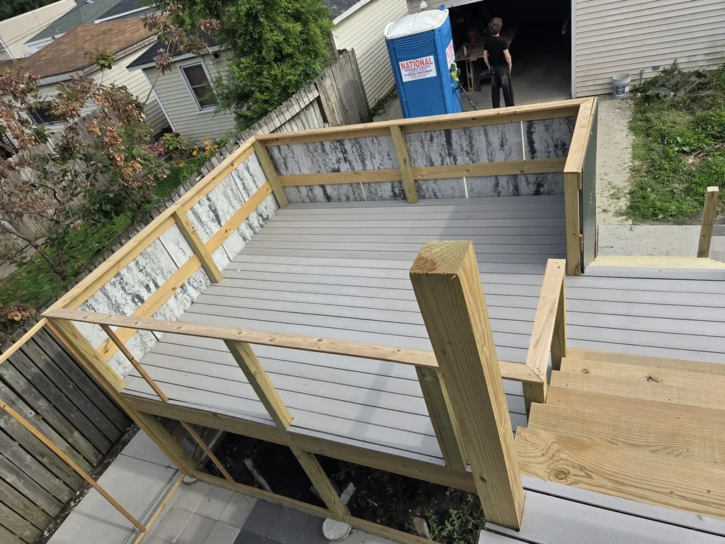 3547 West Hirsch Street Chicago IL 60651