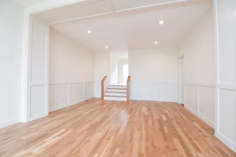 3547 West Hirsch Street Chicago IL 60651
