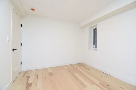 3547 West Hirsch Street Chicago IL 60651