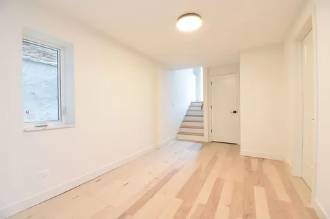 3547 West Hirsch Street Chicago IL 60651