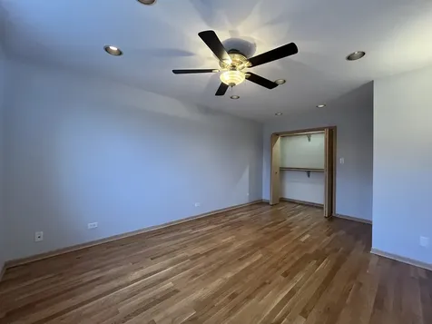 449 West 37th Street Chicago IL 60609