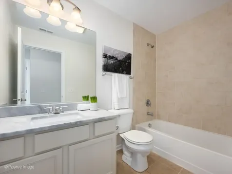 406 Concord Court Morton Grove IL 60053