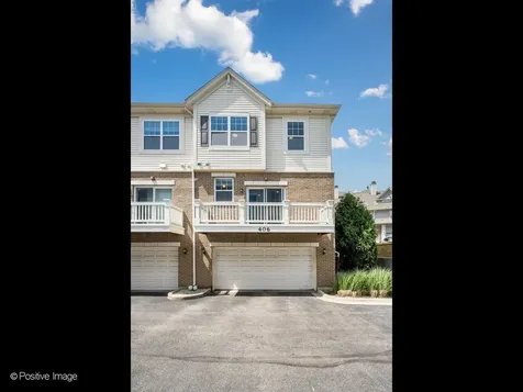 406 Concord Court Morton Grove IL 60053