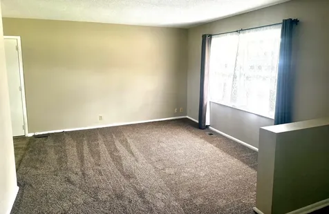1619 Skyline Drive Danville IL 61832