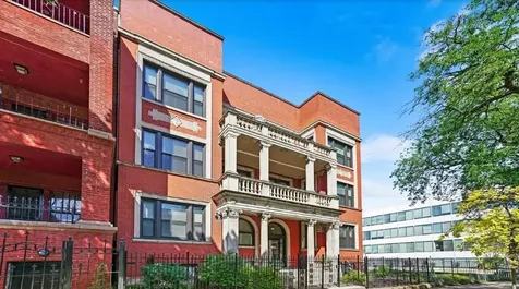 4530 South Michigan Avenue Chicago IL 60653