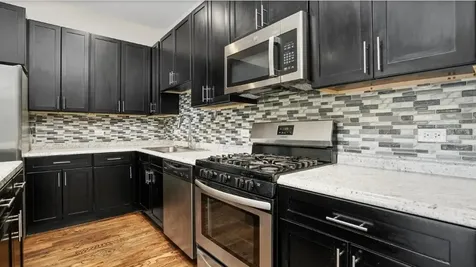 4530 South Michigan Avenue Chicago IL 60653