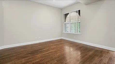 4530 South Michigan Avenue Chicago IL 60653