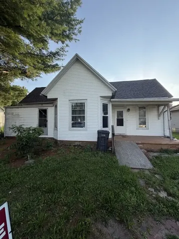 207 South Railroad Street Lovington IL 61937