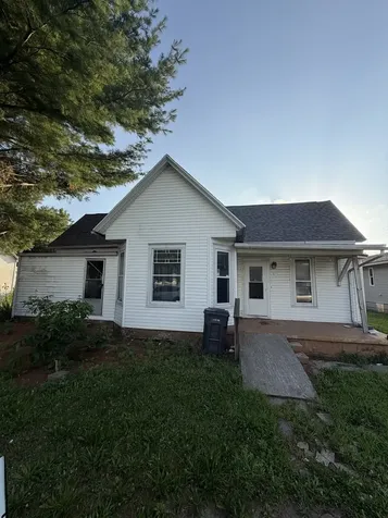 207 South Railroad Street Lovington IL 61937