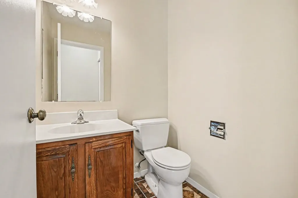 43 Stonefield Drive Glendale Heights IL 60139