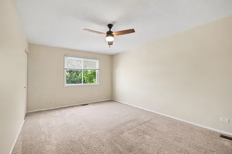 43 Stonefield Drive Glendale Heights IL 60139