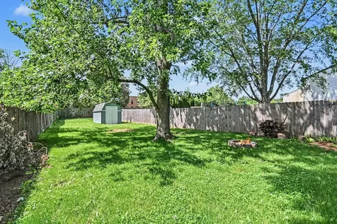 43 Stonefield Drive Glendale Heights IL 60139