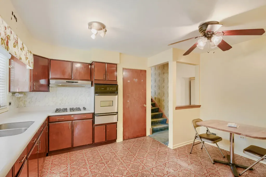 1129 West 107th Street Chicago IL 60643