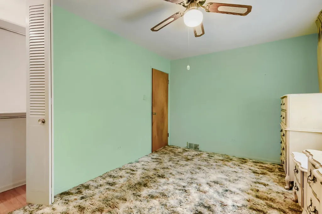 1129 West 107th Street Chicago IL 60643