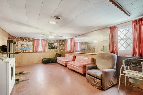 1129 West 107th Street Chicago IL 60643
