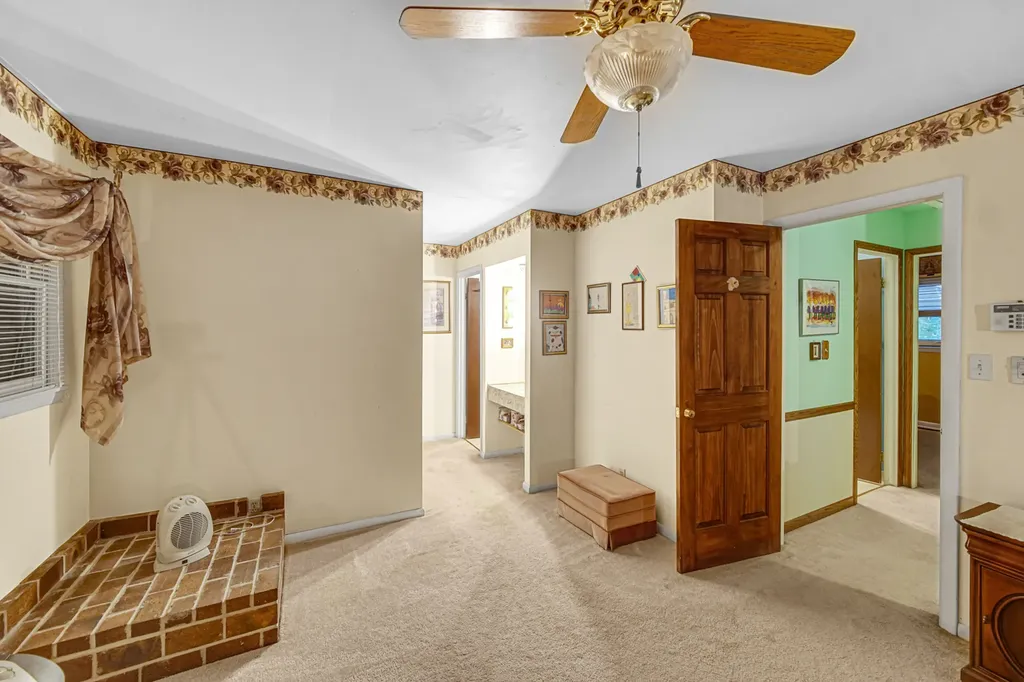 308 Pacific Drive Bolingbrook IL 60440
