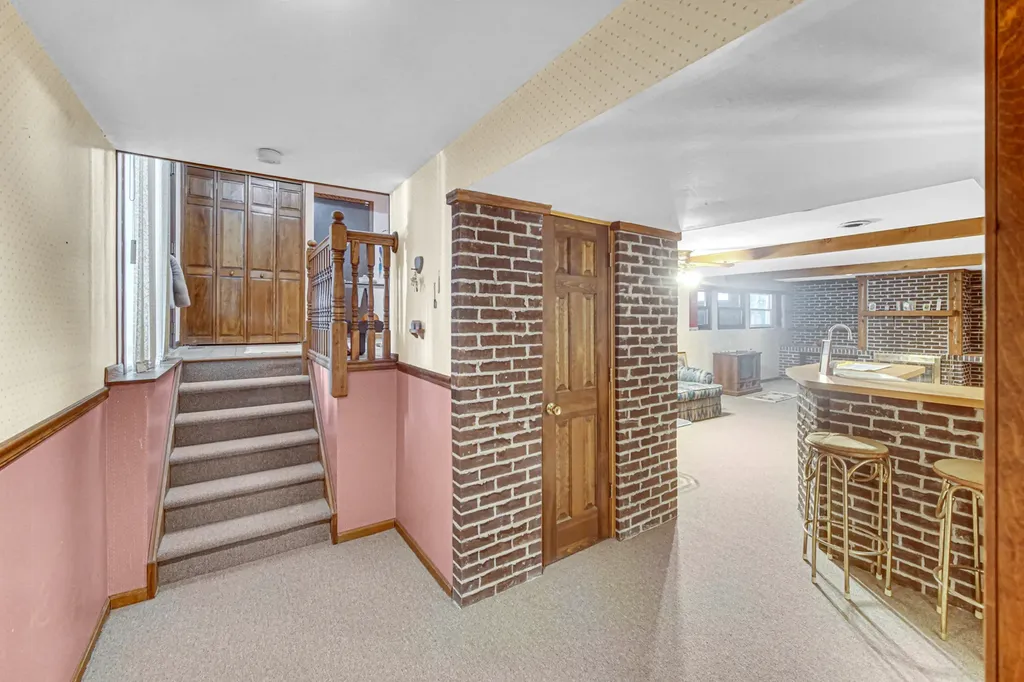 308 Pacific Drive Bolingbrook IL 60440