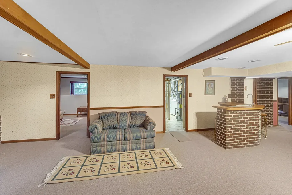 308 Pacific Drive Bolingbrook IL 60440