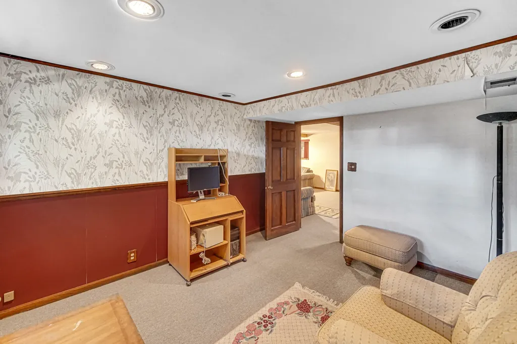 308 Pacific Drive Bolingbrook IL 60440