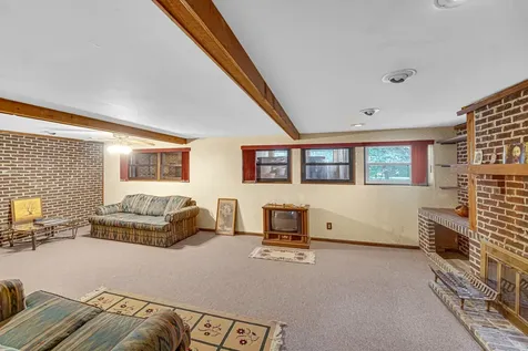 308 Pacific Drive Bolingbrook IL 60440