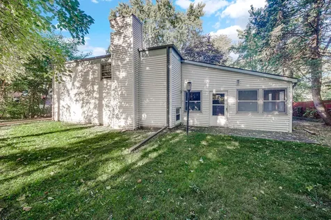 308 Pacific Drive Bolingbrook IL 60440