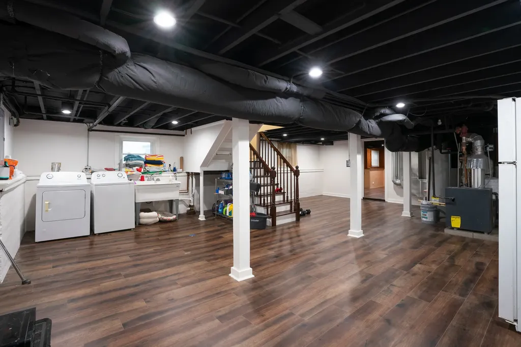 2605 North Oak Park Avenue Chicago IL 60707