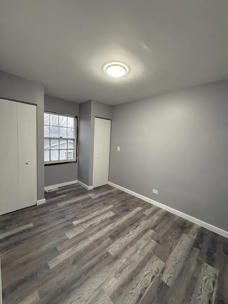 36 Wildwood Lane G Lane Bolingbrook IL 60440