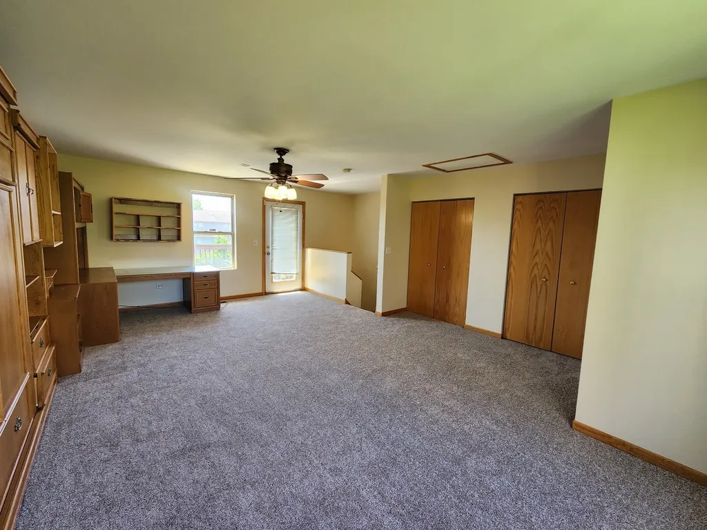 2363 East 70th Place Chicago IL 60649