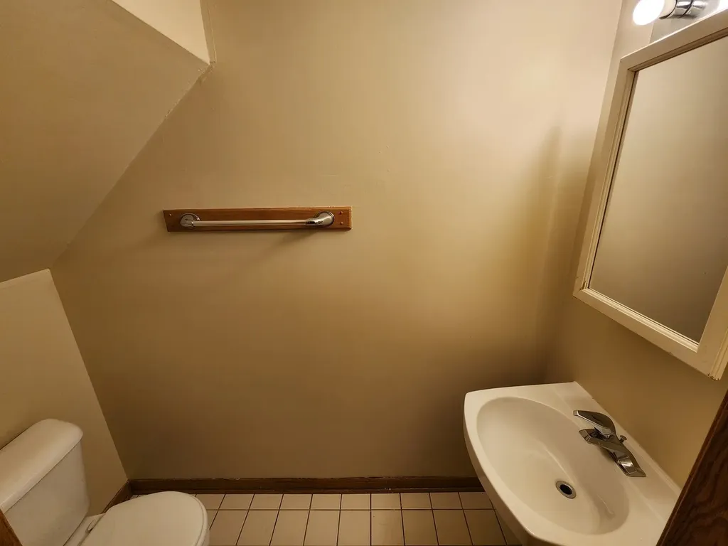 2363 East 70th Place Chicago IL 60649
