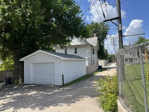 326 Gooding Street Lasalle IL 61301