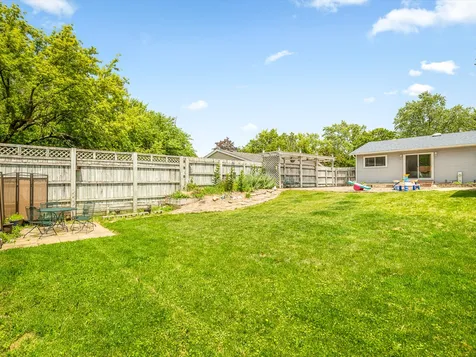 4722 Cheshire Place Loves Park IL 61111