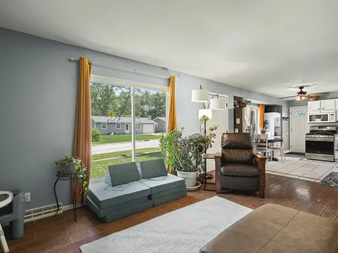 4722 Cheshire Place Loves Park IL 61111