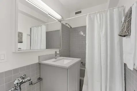 900 North Lake Shore Drive Chicago IL 60611