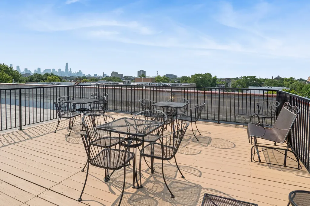 1740 North Maplewood Avenue Chicago IL 60647