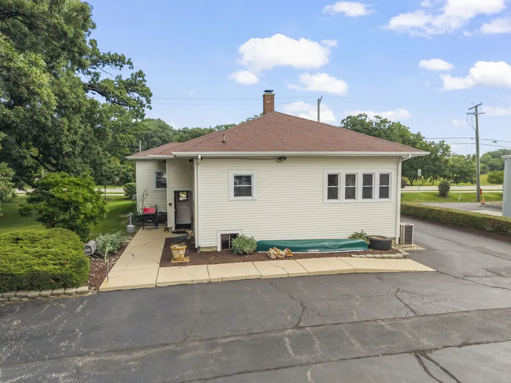 16214 South Lincoln Highway Plainfield IL 60586