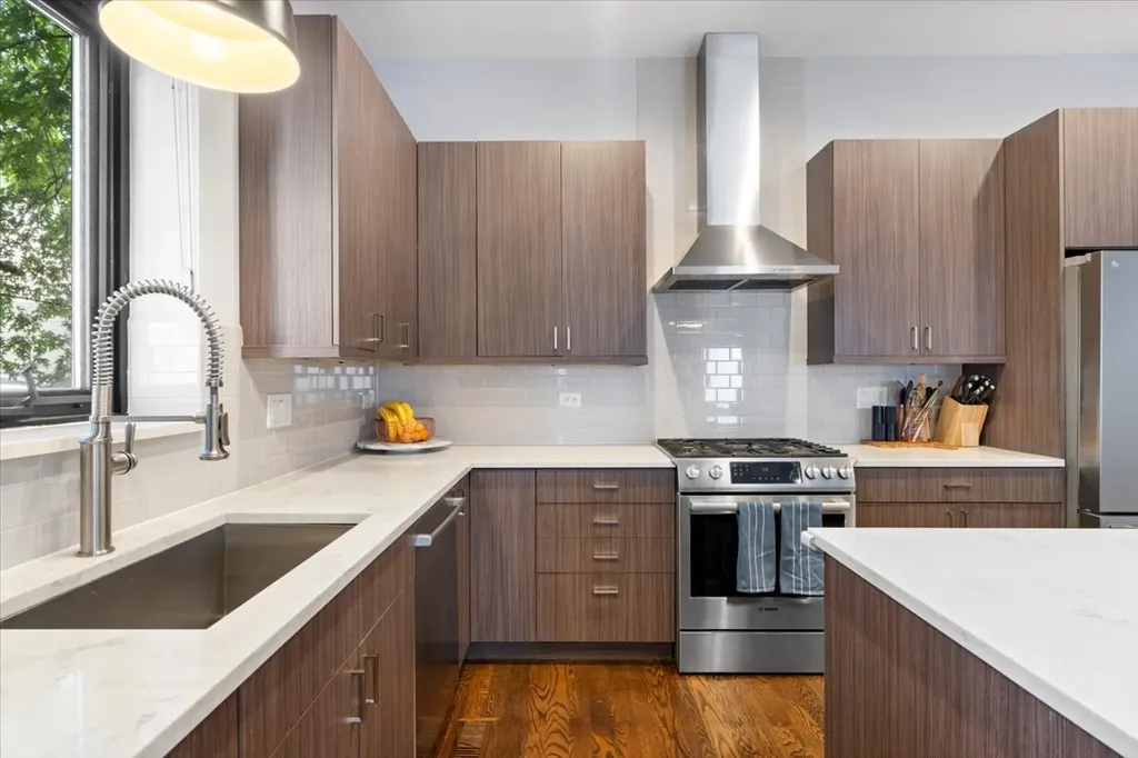 1410 West Huron Street Chicago IL 60642