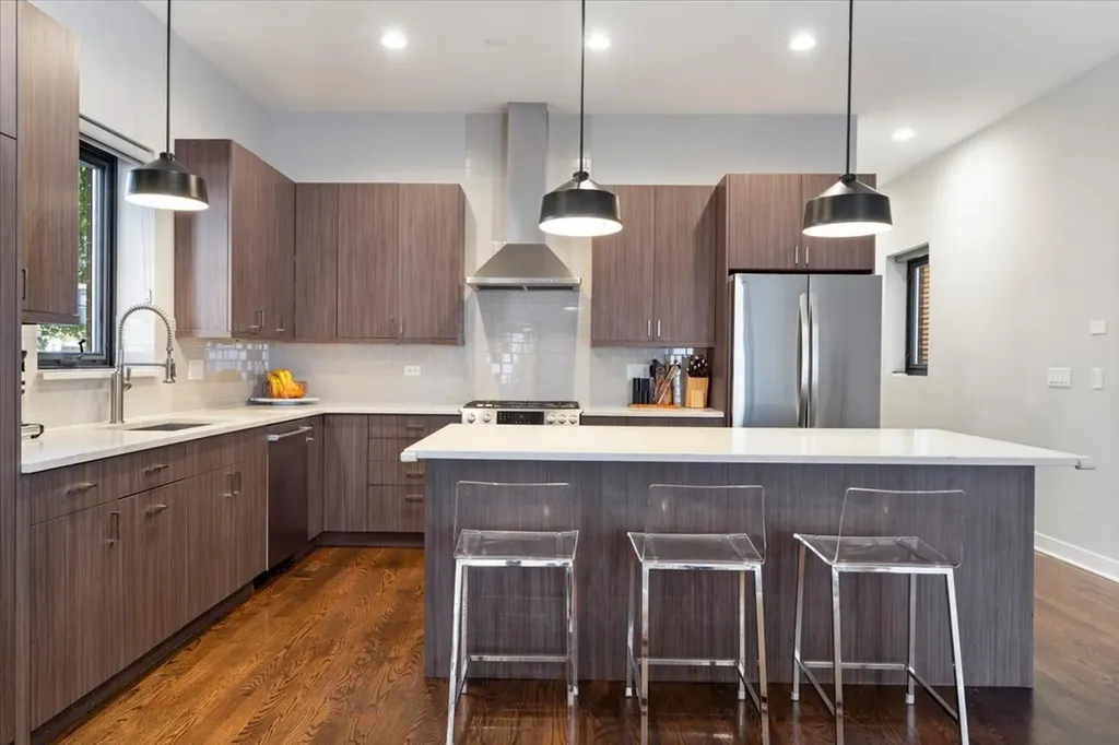 1410 West Huron Street Chicago IL 60642