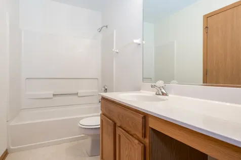 768 County Line Road Aurora IL 60502