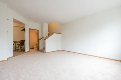 768 County Line Road Aurora IL 60502
