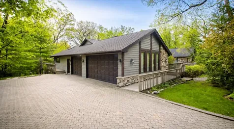 106 Oak Ridge Drive Burr Ridge IL 60527