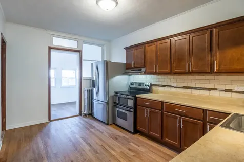 4904 West School Street Chicago IL 60641