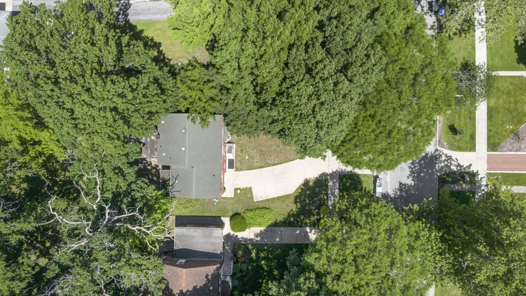 10742 South Longwood Drive Chicago IL 60643
