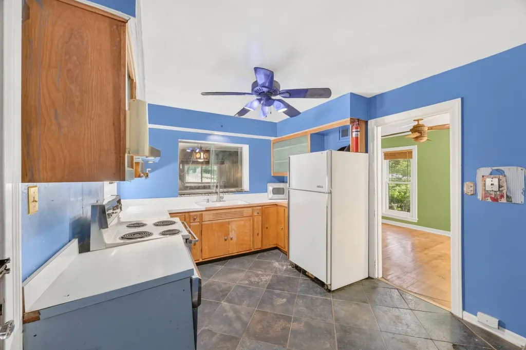 10742 South Longwood Drive Chicago IL 60643