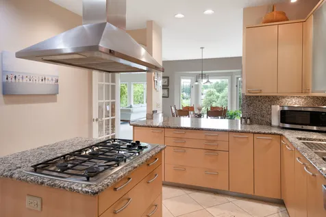 1240 Willowgate Lane St. Charles IL 60174