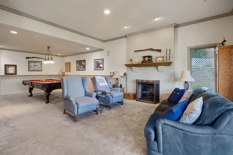 1240 Willowgate Lane St. Charles IL 60174