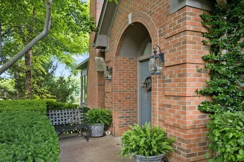 1240 Willowgate Lane St. Charles IL 60174